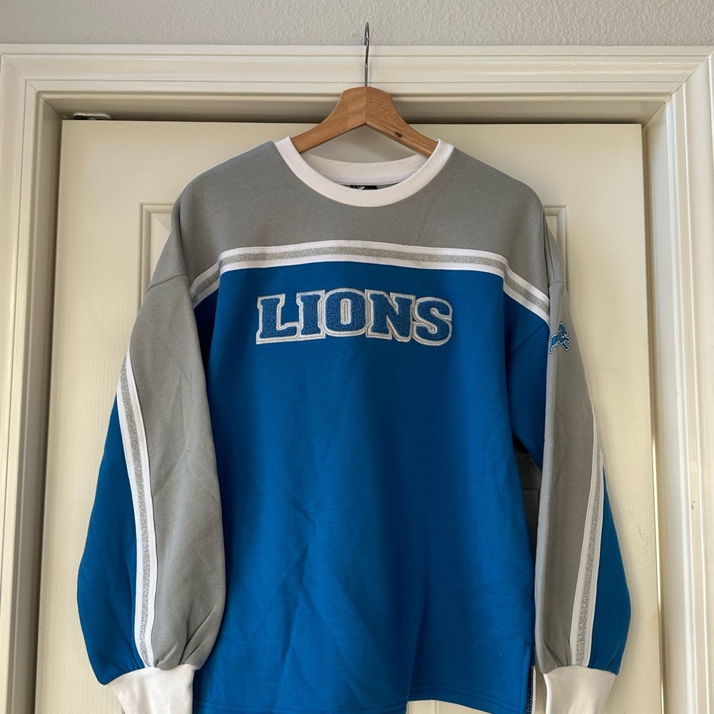 Detroit lions NFL apparel sweatshirt